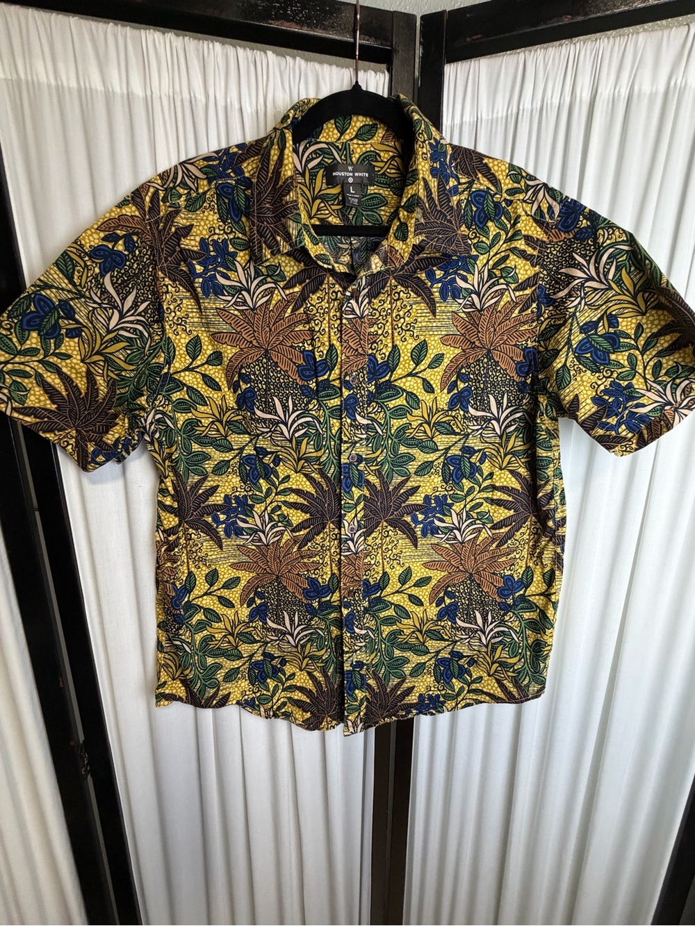 Houston White Short-Sleeve Printed Button-Up Shirt - Yellow Botanical